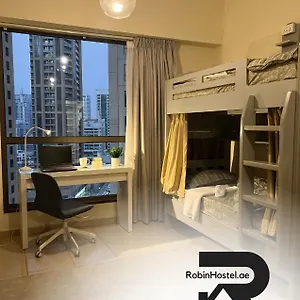  Проживание в семье Robin Jbr