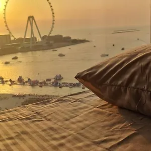 1 World Property, Jbr, Award Winning Hostel, Coliving, Near Metro Dubaï